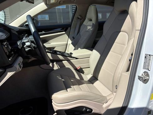 Used 2025 Porsche Panamera Base image 16