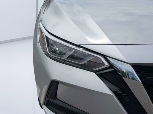 Used 2023 Nissan Sentra SV FWD image 9