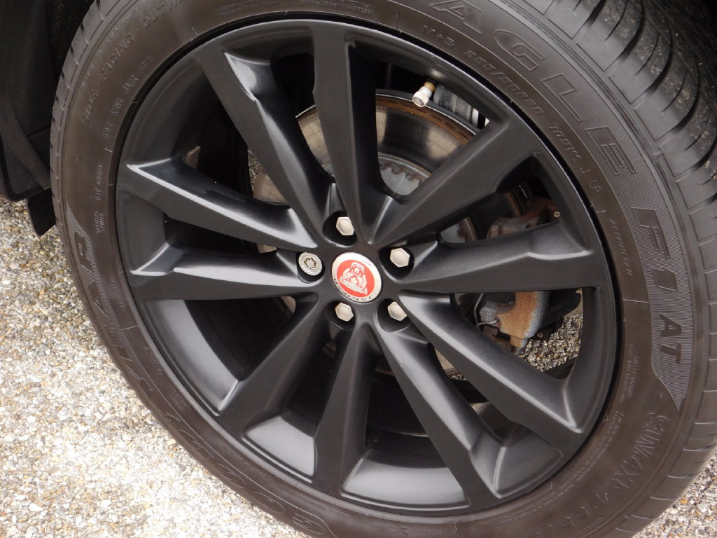 Used 2023 Jaguar F-PACE S AWD/4WD image 12