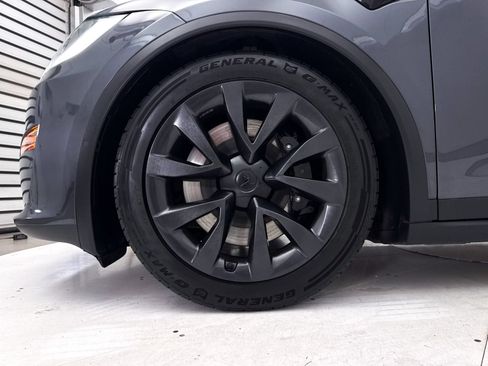 Used 2022 Tesla Model X AWD/4WD image 17