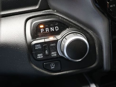 Used 2023 RAM 1500 Big Horn AWD/4WD image 31