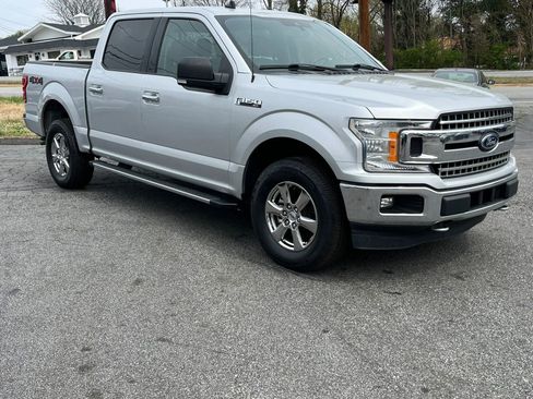 Used 2019 Ford F150 XLT w/ Equipment Group 302A Luxury image 3