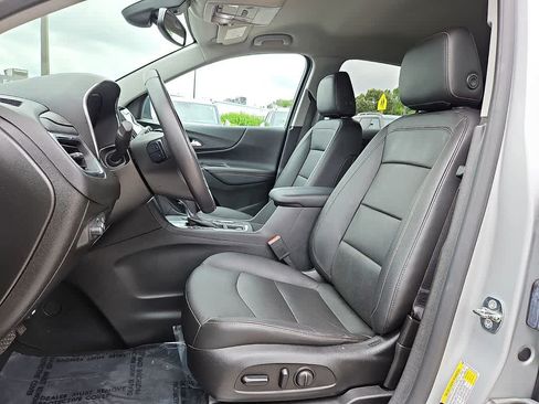 Used 2019 Chevrolet Equinox Premier FWD image 12