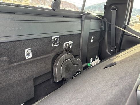 Used 2024 Ford Ranger Lariat w/ FX4 Off-Road Package image 17