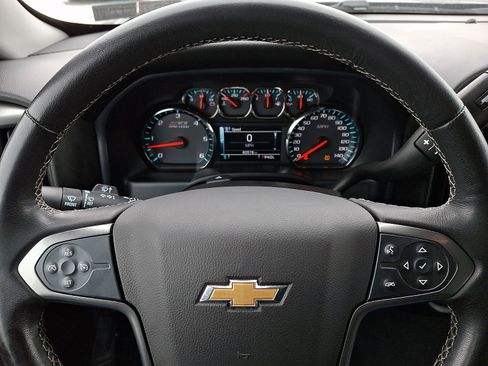 Used 2018 Chevrolet Silverado 1500 LT w/ All Star Edition image 18