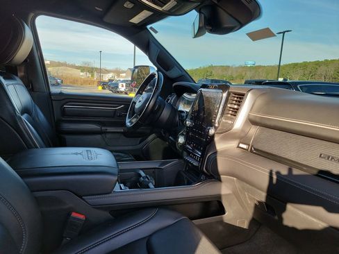 Used 2022 RAM 1500 Limited w/ Body Color Bumper Group image 34