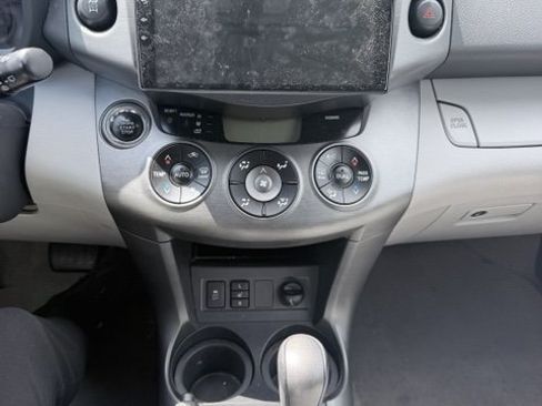 Used 2009 Toyota RAV4 Limited AWD/4WD image 4