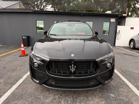 Used 2022 Maserati Levante Modena S AWD/4WD image 2