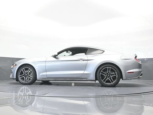 Used 2020 Ford Mustang Coupe w/ Equipment Group 101A RWD image 44