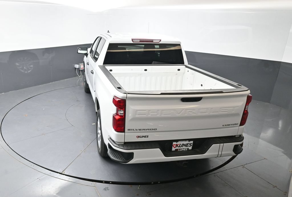 Used 2023 Chevrolet Silverado 1500 Custom AWD/4WD image 38