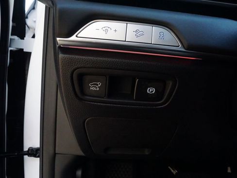 Certified 2025 Genesis GV80 2.5T Select image 13