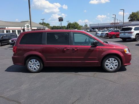 Used 2014 Dodge Grand Caravan SE w/ Quick Order Package 29E SE FWD image 8