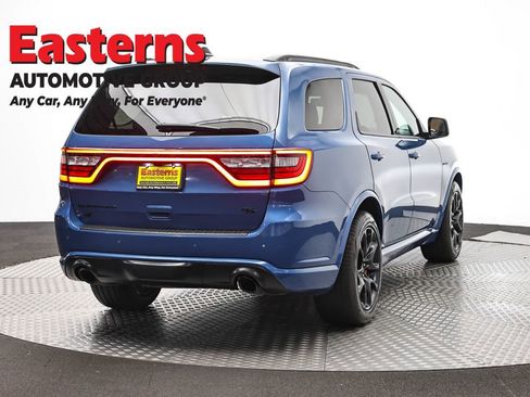 Used 2024 Dodge Durango R/T w/ Tow 'N Go Package AWD/4WD image 5