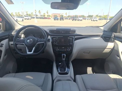 Certified 2022 Nissan Rogue Sport SL AWD/4WD image 12