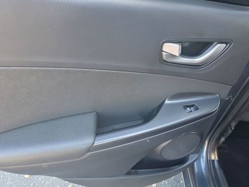 Used 2018 Hyundai Kona Ultimate image 38