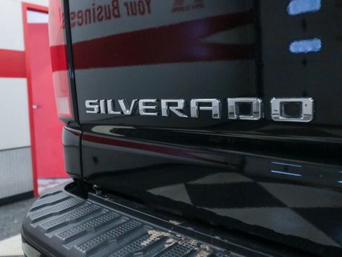 Used 2024 Chevrolet Silverado 2500 High Country w/ High Country Premium Package AWD/4WD image 31
