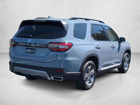 New 2026 Honda Pilot EX-L image 2