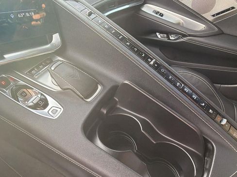 Used 2020 Chevrolet Corvette Stingray Preferred Conv w/ 2LT Preferred Equipment Group RWD image 23