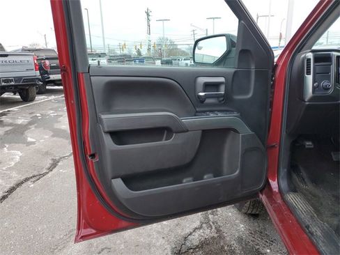 Used 2018 Chevrolet Silverado 1500 LT w/ LT Eassist Package image 20