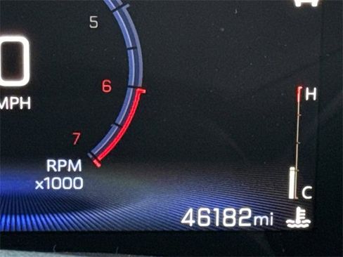 Certified 2025 Chevrolet TrailBlazer RS w/ Driver Confidence Package image 16