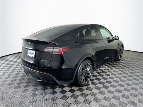 Used 2021 Tesla Model Y Performance image 6