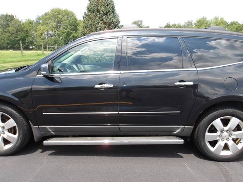 Used 2013 Buick Enclave Leather FWD image 39