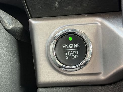 Used 2023 Ford F150 XLT w/ Equipment Group 302A High image 16