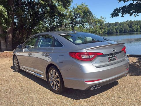 Used 2017 Hyundai Sonata Sport FWD image 8