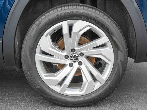Certified 2023 Volkswagen Atlas SE FWD image 9
