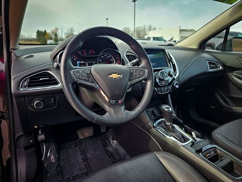 Used 2016 Chevrolet Cruze Premier image 16