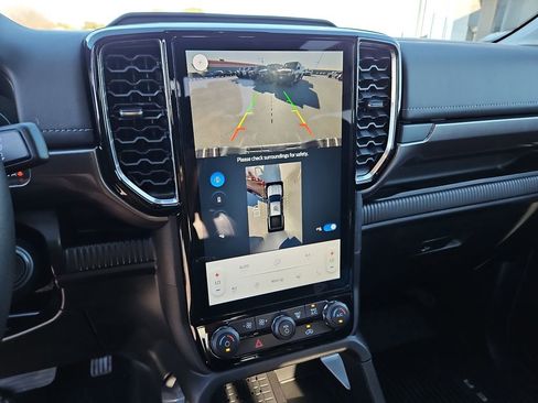 New 2025 Ford Ranger Lariat w/ Chrome Accent Package image 24