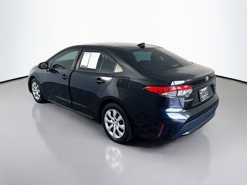 Used 2020 Toyota Corolla LE FWD image 5