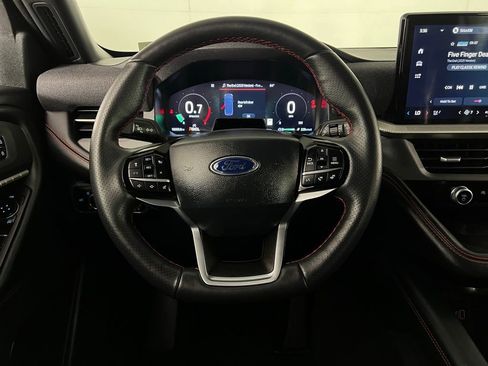 Used 2025 Ford Explorer ST-Line w/ ST-Line Street Pack image 12