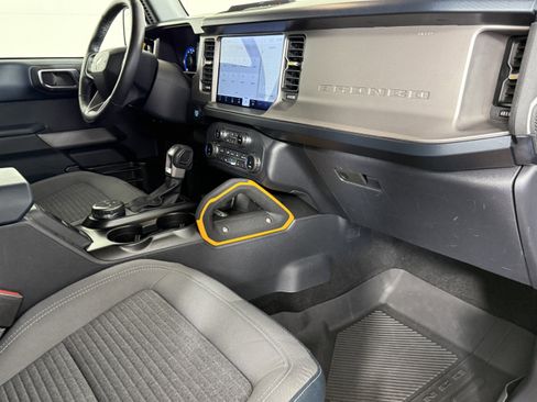 Certified 2022 Ford Bronco Outer Banks image 10