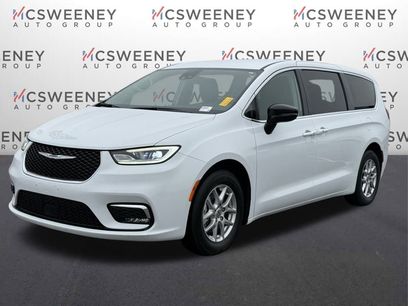 Used 2024 Chrysler Pacifica Touring-L