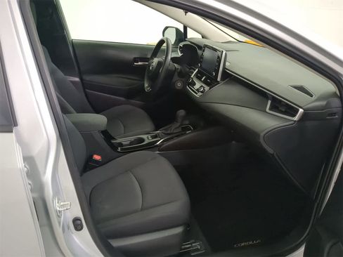 Used 2020 Toyota Corolla LE image 20