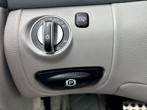 Used 2003 Mercedes-Benz SL 500 image 37