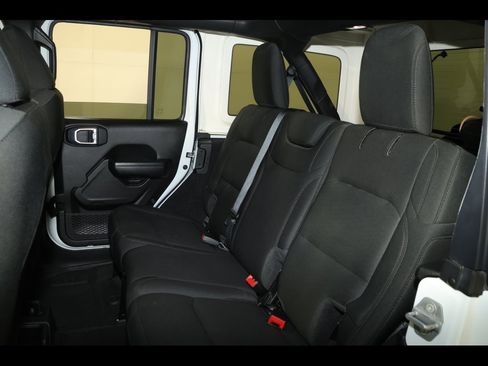 Used 2021 Jeep Wrangler Unlimited Sport image 25