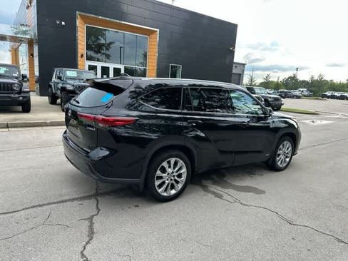 Used 2023 Toyota Highlander Limited AWD/4WD image 23