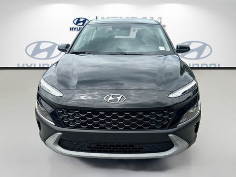 Used 2023 Hyundai Kona SE AWD/4WD image 2