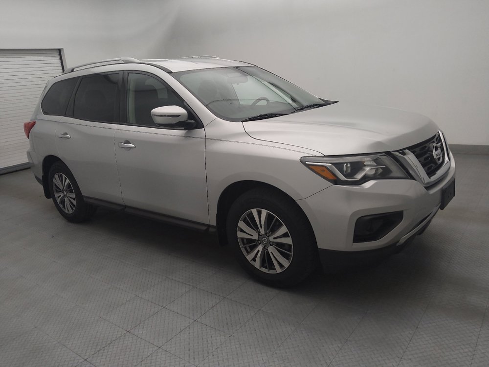 Used 2019 Nissan Pathfinder S AWD/4WD image 11