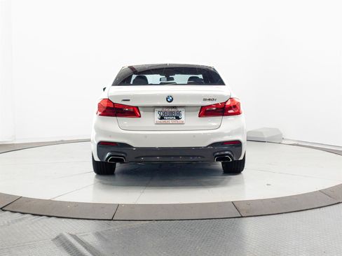 Used 2018 BMW 540i xDrive AWD/4WD image 10