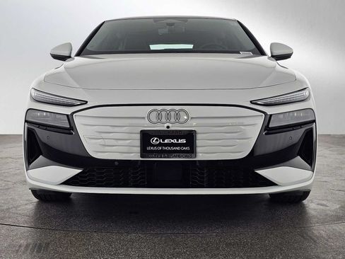 Used 2025 Audi A6 e-tron Premium Plus w/ Premium Plus RWD image 8