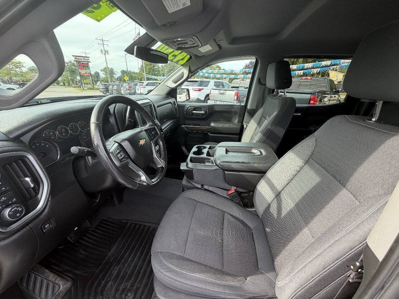 Used 2019 Chevrolet Silverado 1500 LT w/ True North Edition AWD/4WD image 13