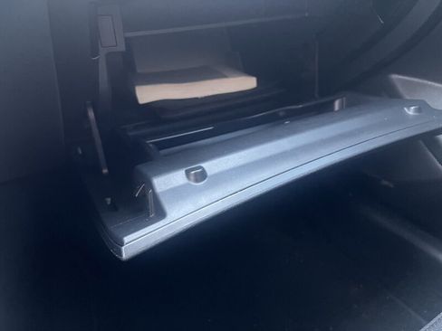 Used 2017 Nissan Altima 2.5 SL w/ Moonroof Package image 28