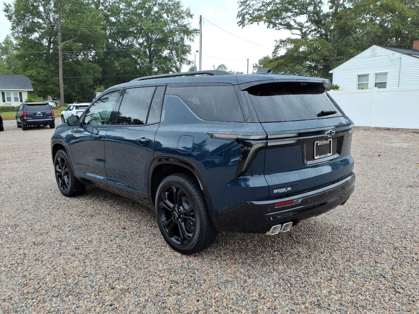 New 2027 Chevrolet Traverse RS FWD image 5