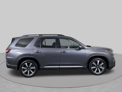 Used 2024 Honda Pilot Touring image 42
