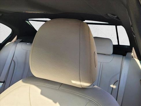 Used 2022 BMW 530i w/ M Sport Package image 24