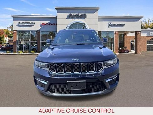 Certified 2023 Jeep Grand Cherokee Limited AWD/4WD image 3