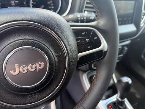 Used 2021 Jeep Compass Latitude AWD/4WD image 34